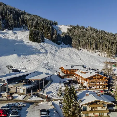 アパート Panorama 2a Am Lift Ski-in-out *