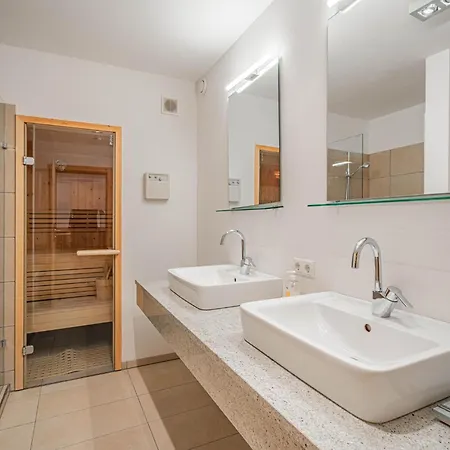 アパート Panorama 2a Am Lift Ski-in-out *